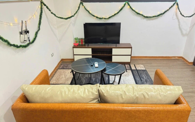Tay Ho Apartment