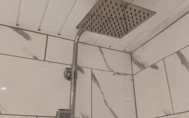 Le Hub - 1BR Apartment - Sleeps 2 - Wifi