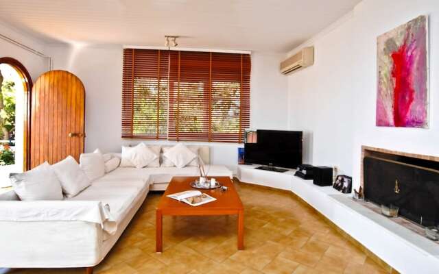 Stavento Apartments