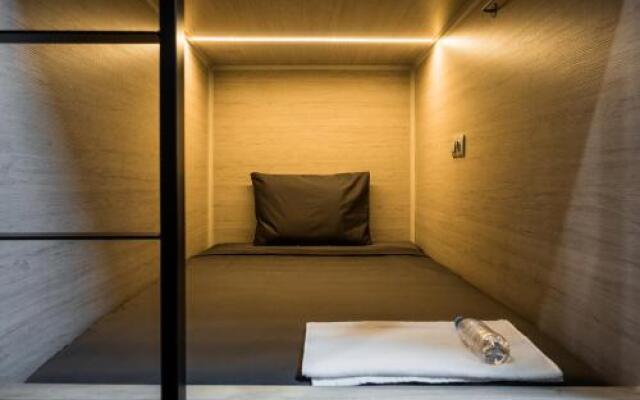 The Kubz Capsule Hotel