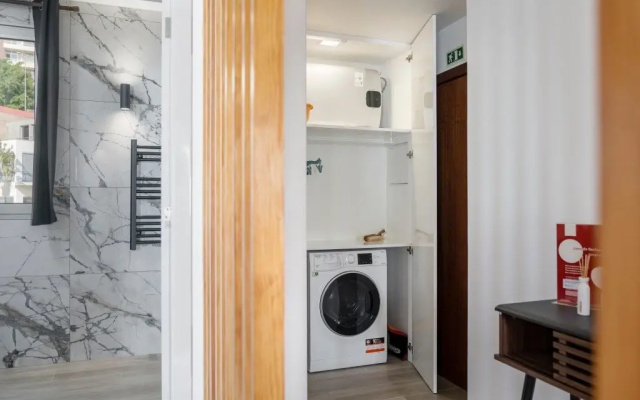 Premium Quiet Apt, Funchal Seafront | Oceanbreeze