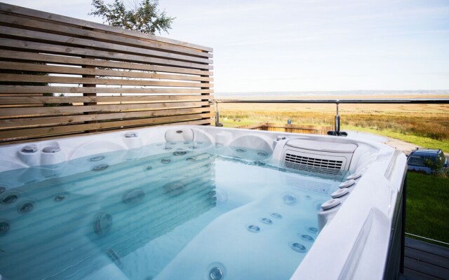 Caswell Bay Hide Out - Cabin - Landimore