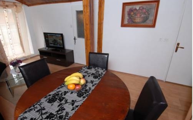 Alberto Apartment