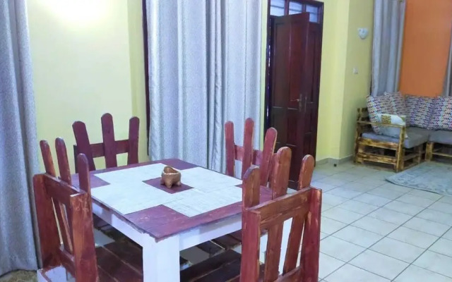 Stay.Plus Mtwapa Holiday Home