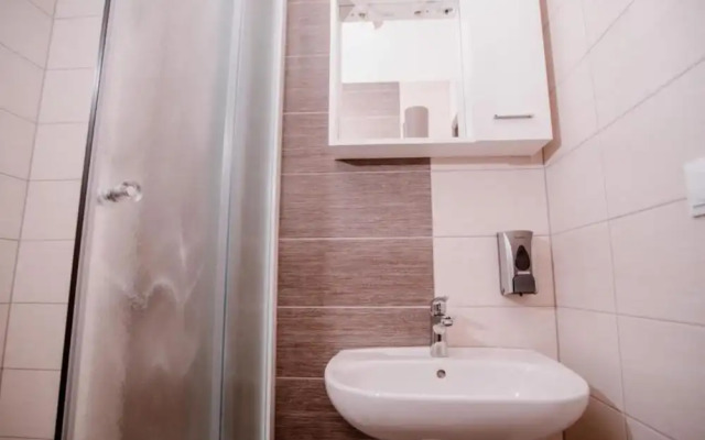 Mountain Serenity Rooms