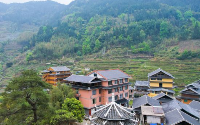 Rongshui Gulou Farm Hotel