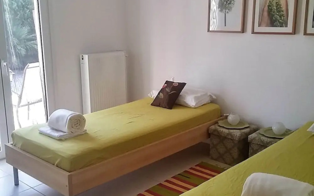 Enticing Villa in Loutra with Private Pool & Garden near Beach