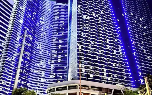 Lush out in Style at AirResidences No38