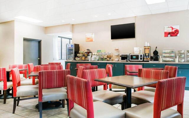 Quality Inn & Suites Zanesville City Center