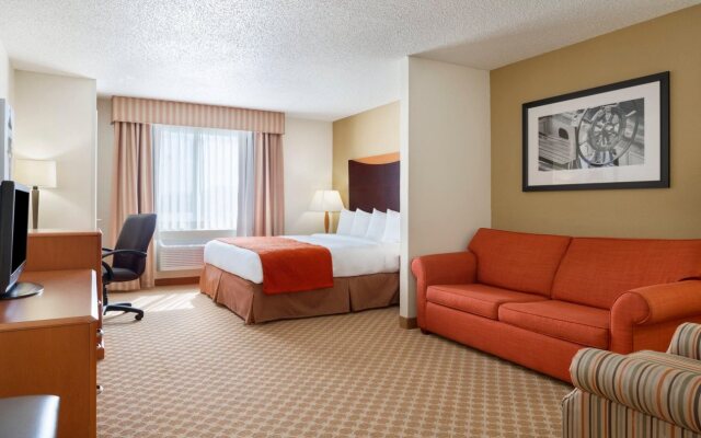 Country Inn & Suites by Radisson, Port Clinton, OH