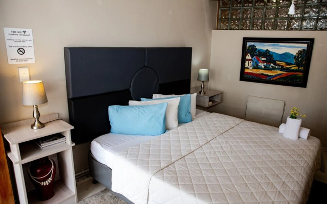 Woodpecker Guesthouse