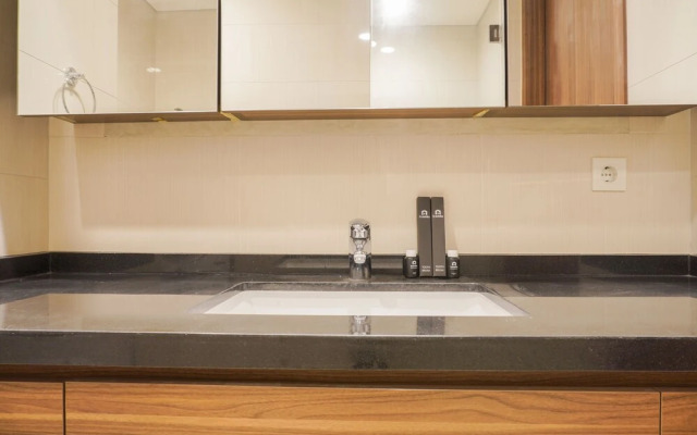 Nice And Elegant 1Br At Branz Simatupang Apartment