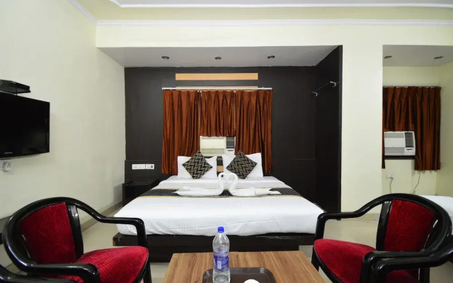 OYO 2289 Hotel Radha Palace