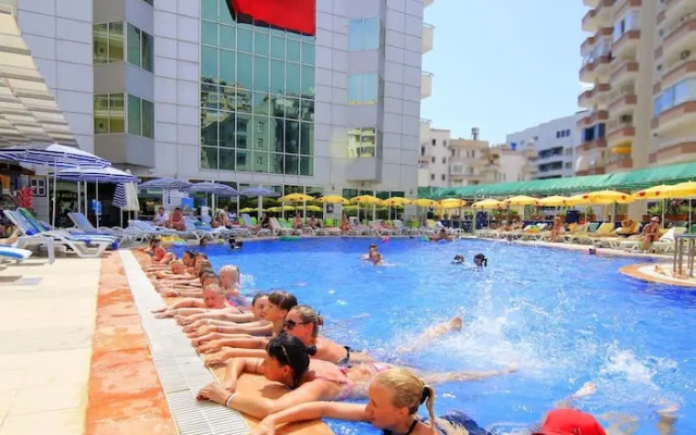 Klas More Beach Hotel