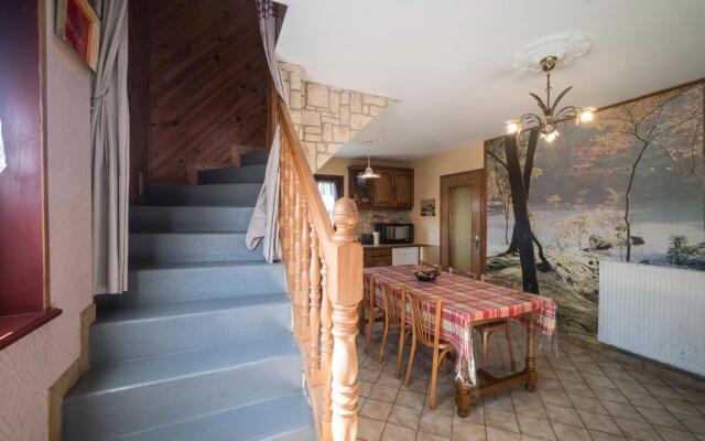 Quaint Holiday Home In Girmont-Val-d'Ajol with Private Terrace