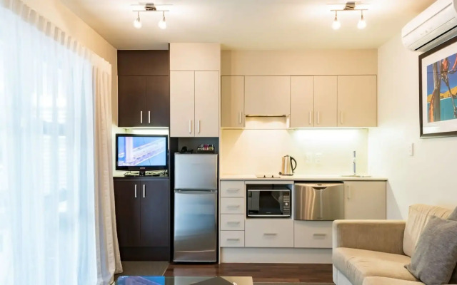 Sea Spray Suites
