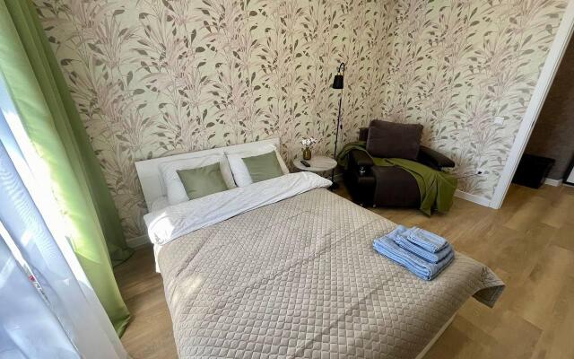 Apartments on the territory of Gusarskaya 4