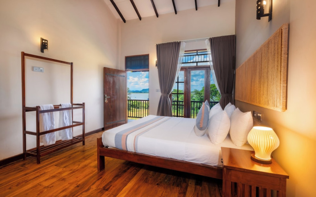Serene Park Hotel By Ark