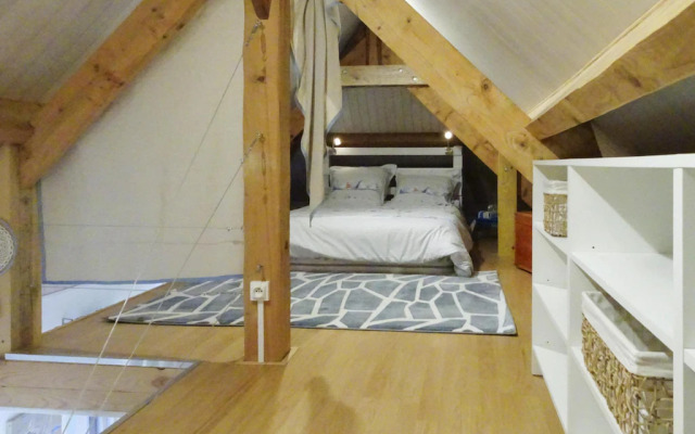 Holiday Home in Criel sur Mer With Balcony