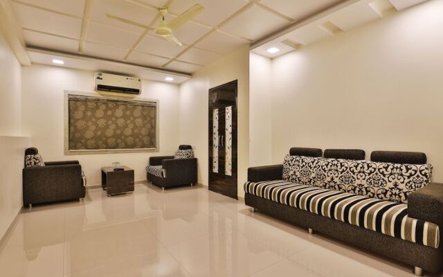 OYO 27633 Hotel Dan