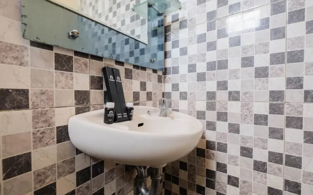 Comfy Studio Room Apartment at Kebagusan City