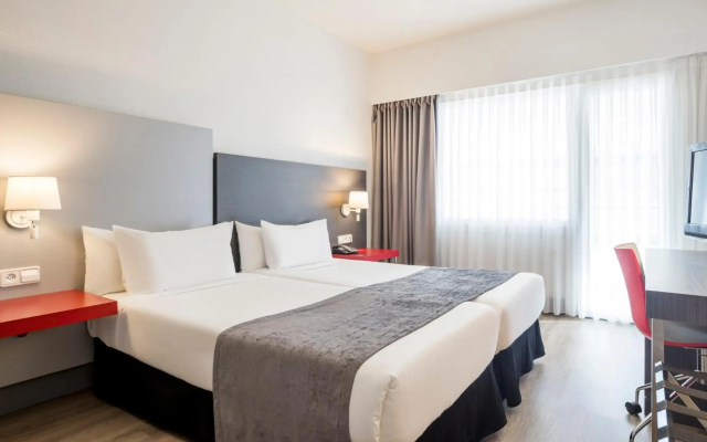 Hotel ILUNION Romareda