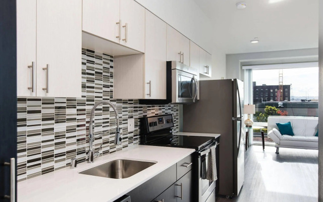 Pelicanstay in Stadium District