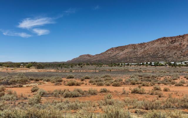 Crowne Plaza Alice Springs Lasseters, an IHG Hotel