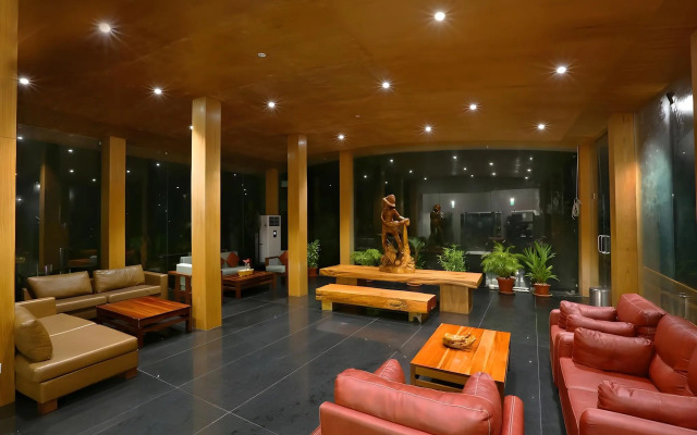 Gokulam Grand Turtle On The Beach