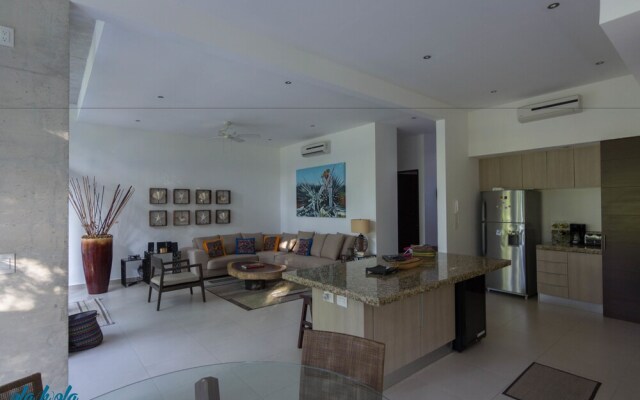 Villa Pool & Golf View by Olahola