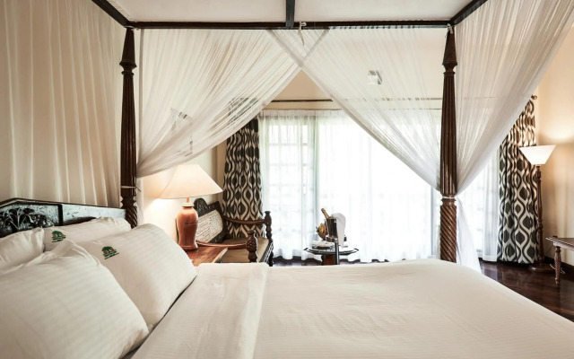 Safari Park Hotel And Casino