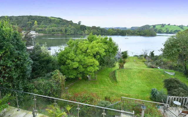 Water Edge House Boathouse