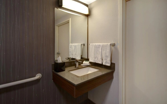 Courtyard by Marriott Columbus Dublin