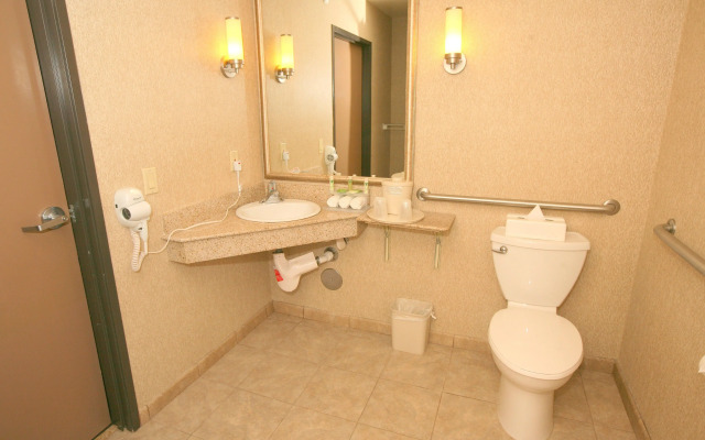 Holiday Inn Express San Diego South - Chula Vista by IHG