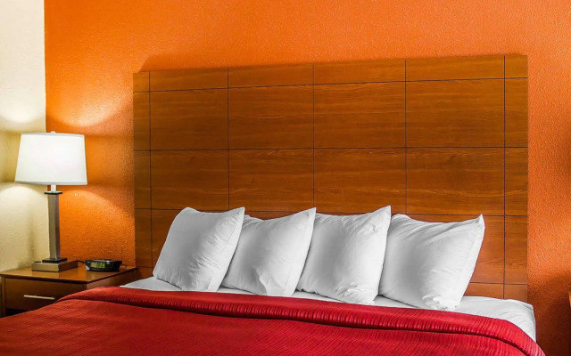 Quality Inn Manitowoc