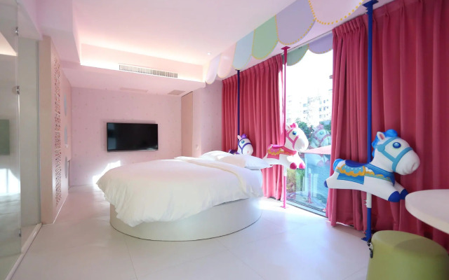 The Fantasy Apartment