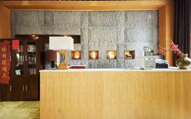 Panzhihua Kanghe Yuedu Wellness Resort