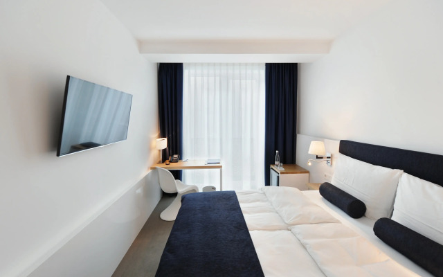 Bayer 89 Vi Vadi Hotel