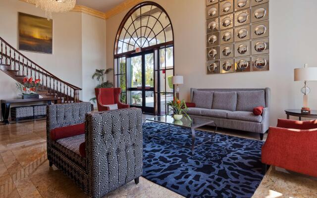 Best Western Plus Newport Mesa Inn