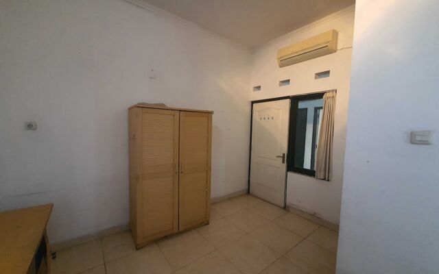 Hotel O MUMU HOMESTAYNearCarnival Park Surabaya