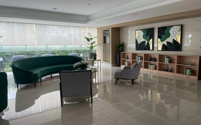 Lush residence Makati City by darpm