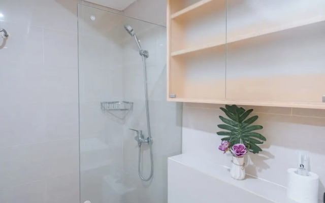 Homey And Comfortable Studio Apartment At Daan Mogot City