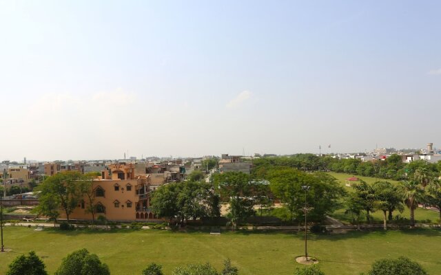 OYO 5614 Hotel Rolex Inn