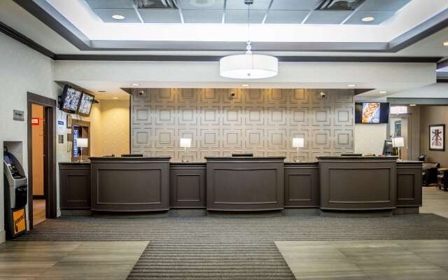 Best Western Plus Village Park Inn