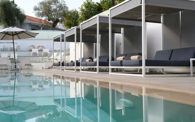 Ray Hotel Corfu