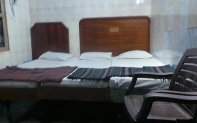 Hotel Ratnam