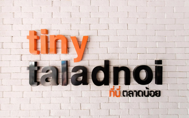 Tiny Taladnoi Hostel