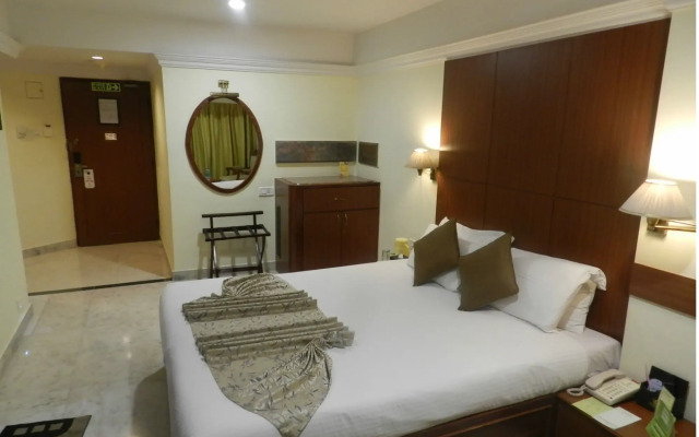 The Emerald Hotel & Executive Apartments