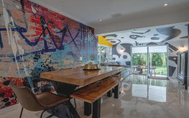 Designers Den Creative Space Garden and Parking