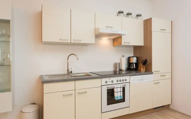 Design-Apartment Karlsplatz with Balcony
